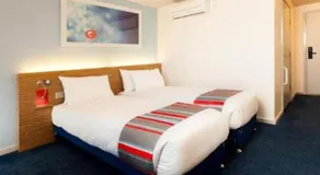 Travelodge Carlisle Central - Image 5