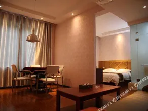 Junlong Holiday Hotel - Image 2