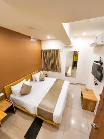 Hotel Nova Shine - Image 2