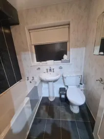 Comfortable two bed apartment - Image 2