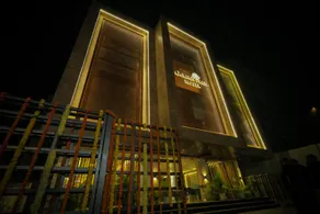Golden Tree Hotel - Image 4