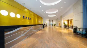 Mellow Orange Hotel - Image 3
