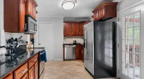 Der Atlanta Chill Spot 5 BDR bietet Platz für 14 Personen und einen privaten Pool - Image 3