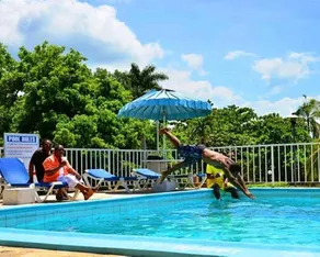El Greco Resort - Image 2