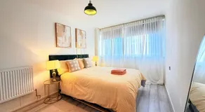 Modern 1 bed super fast WiFi - Image 2