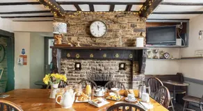 The Royal Oak, Gladestry - Image 3