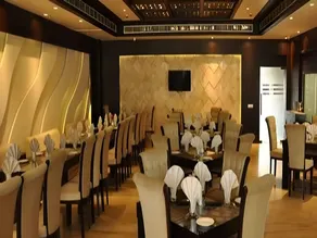 UNA Smart Radiant Plaza Hotel - Image 5