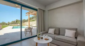 Nusa Retreat - Seaview luxury residences - ideal for groups - Image 3