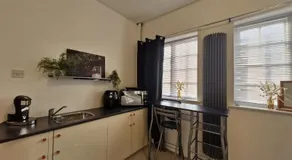 Cambridge suites - Image 4