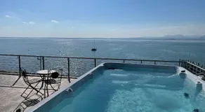 Appartement \"Bardolino Luxury - Attico\" avec vue sur le lac, piscine privée et Wi-Fi - Image 3