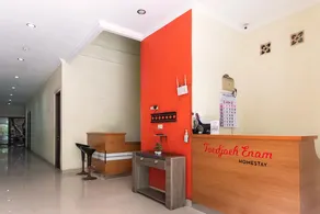 TwoSpaces Living at Toedjoeh Enam Homestay, Surabaya - Image 2