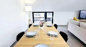 Spacious 3 bedroom with large terrace and parking-SHUT1 - Image 4