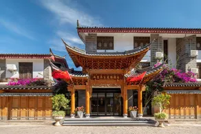 Lijiang Phoenix Health Resort Hotel (Shuhe Ancient Town Branch) - Image 2