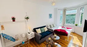 London Smart Stay - Plaistow - Image 2