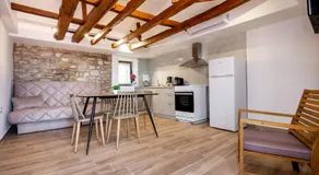 Theros Easy Living - Image 3