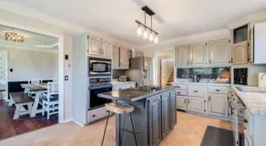 Spacious House Near Savannah Airport - 5 BR - Image 4