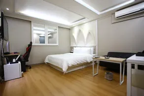 Pyeongtaek Hotel De Salon - Image 5
