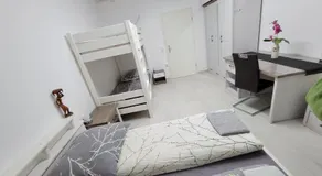 3 WG-geeignete Zimmer zur Selbstverpflegung - Image 2