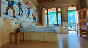 Yolo Hostel and Stays Sojha - Image 4