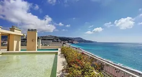 Nestor&Jeeves - STUDIO ROYAL LUXEMBOURG - Central - Swimming pool on roof - Image 2
