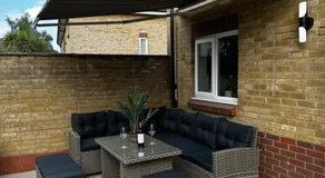 Luxury West London 3BR House, Cul De Sac - Image 4