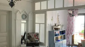 Old Town Traditional Residence - Image 2