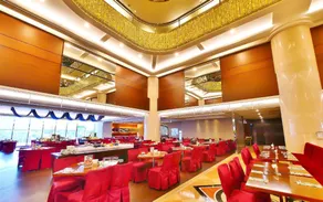 HiONE Holiday Hotel - Image 3