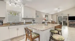 4 Bed 2 Bath Vanderbilt Beach House With Private Pool - Image 4