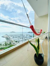 Blue Loft ocean view rooftop pool + prime location - Image 5