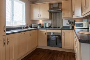 4 Atlantic Crescent Lodge - 2 Bed-Sleeps 4-TJS4AC - Image 5