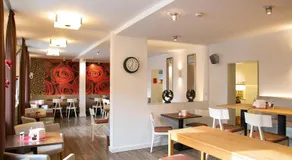 Am Blumenhaus - Image 2