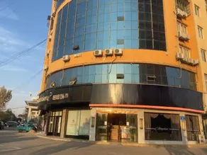 X9 Esports Hotel - Image 4