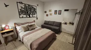 Suite climatizada, ao lado da praca principal - Image 3