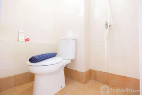 Simple Studio Bassura City Apartment By Travelio - Image 5