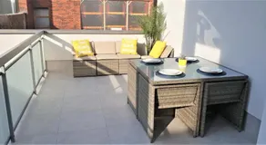 V-Apartments - Image 5
