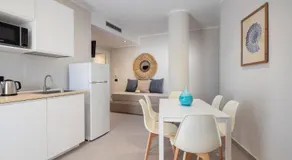 MEM Lodge and Suite - Image 5