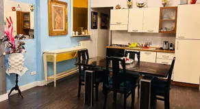 House of artist - Image 4