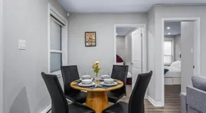 Casa Hotels College Prime Suite Near Trinity Bellwoods & Little Italy - Image 3