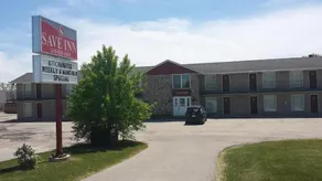 Knights Inn Kincardine - Image 5