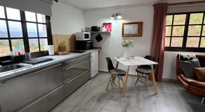 Estudio en las montañas - Image 2