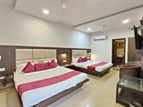 Hotel New Grand Park - Image 2