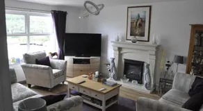 Hillside Luxury Bed & Breakfast - Image 2