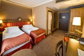 GRAND HOTEL Kielce - Image 2