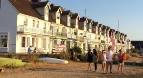 Beach Retreat Avec Parking Près de la mer - Image 4