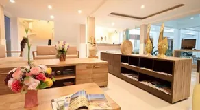 Muanmanee Boutique Hotel - Image 2
