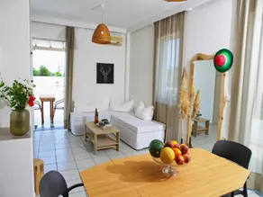 Apartment in Adelianos Kampos - Image 2