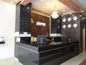 Hotel Sky Towers - Image 4