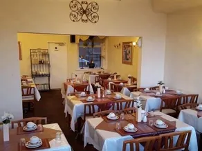 The Hollingdales Hotel - Image 3