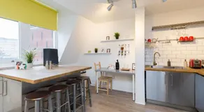Modern Loft Grand Central - Image 3