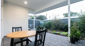 Modern Share house, private bedroom with double size bed, 7min to beach - Image 5